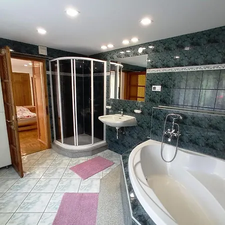 Apartament Cztery Pory Roku Apartment Czchow